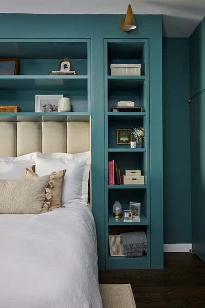  French Apartment Bedroom. Flatiron Apartment by Hyphen & Co..