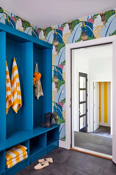  Tropical Family Home Entry and Hall. East Hampton by Hyphen & Co..