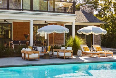  Beach Style Family Home Patio and Deck. East Hampton by Hyphen & Co..