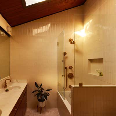  Contemporary Organic Family Home Bathroom. OAKLAND by Arthur's.