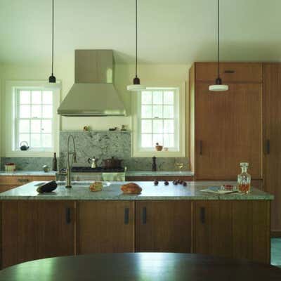  English Country Country House Kitchen. RED HOOK by Arthur's.