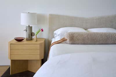  Contemporary Apartment Bedroom. Palm Beach  by Vanessa Rome Interiors.
