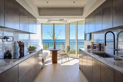  Apartment Kitchen. Palm Beach  by Vanessa Rome Interiors.