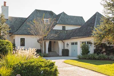 Contemporary Exterior. Kiawah Island by Vanessa Rome Interiors.