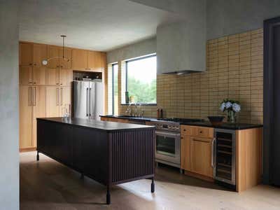  Modern Contemporary Family Home Kitchen. House 004 by Melanie Raines.