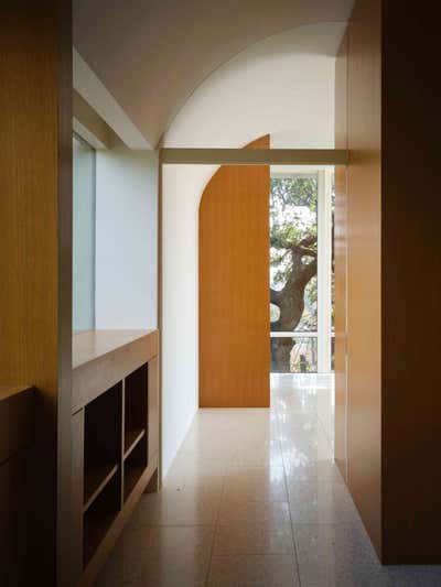  Modern Entry and Hall. House 005 by Melanie Raines.