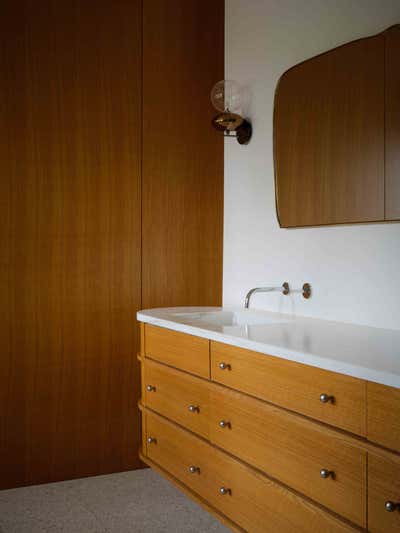  Cottage Modern Bathroom. House 005 by Melanie Raines.