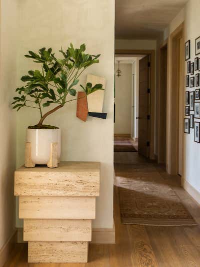  Eclectic Beach Style Family Home Entry and Hall. Venice by West Haddon Hall LLC.