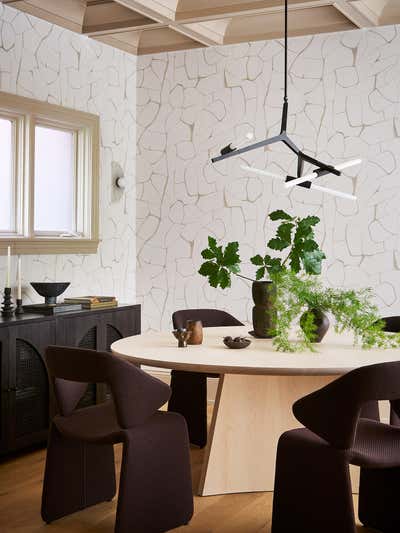  Transitional Family Home Dining Room. Southport by Kristen Ekeland | Studio Gild.