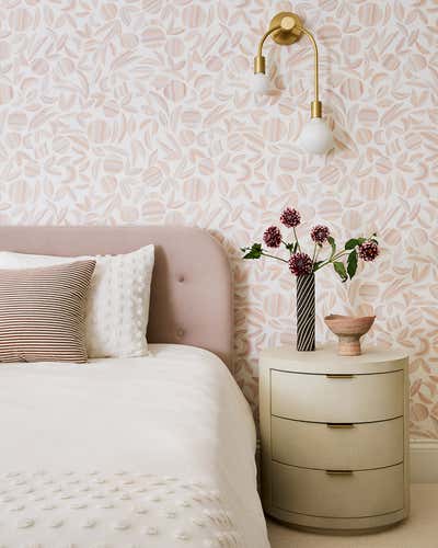  Transitional Family Home Bedroom. Southport by Kristen Ekeland | Studio Gild.
