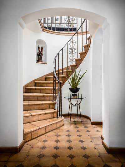  Traditional Family Home Entry and Hall. Miracle Mile by Jeff Andrews - Design.