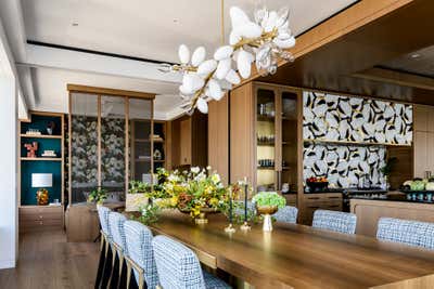  Modern Family Home Dining Room. Rainier Square Tower by Studio AM Architecture & Interiors.