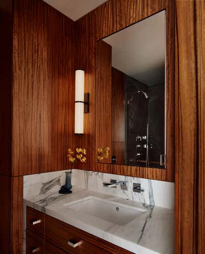 Apartment Bathroom. Upper East Side Modern by JAM Architecture.