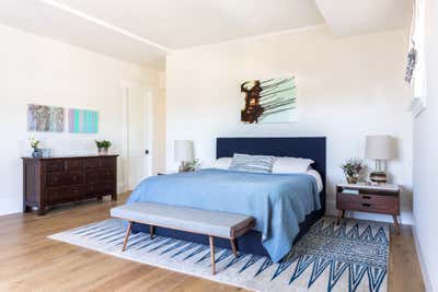  Contemporary Family Home Bedroom. Carefree Coastal by Sarah Barnard Design.