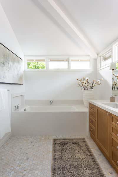  Organic Family Home Bathroom. No.2 by Jenn Feldman Designs.