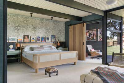  Mid-Century Modern Family Home Bedroom. Palo Alto Eichler  by Atelier Davis.