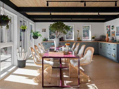  Mid-Century Modern Family Home Meeting Room. Atlanta Mid Mod  by Atelier Davis.