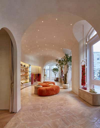  Contemporary Retail Open Plan. Cult Gaia New York Flagship by Soho House - North America.