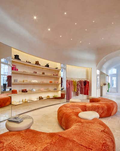 Modern Retail Open Plan. Cult Gaia New York Flagship by Soho House - North America.