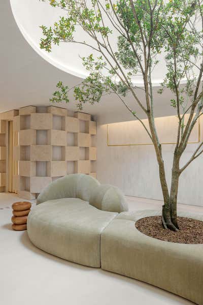  Contemporary Organic Open Plan. Cult Gaia Miami Flagship by Soho House - North America.