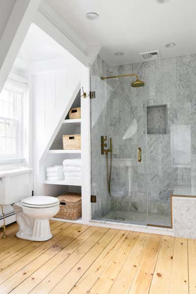 Arts and Crafts Bathroom. East Hampton Cottage by Hyphen & Co..