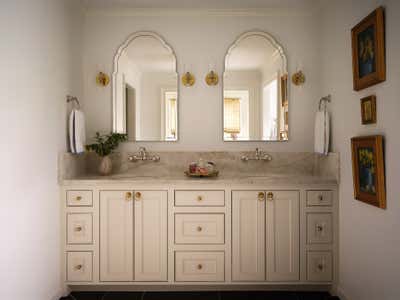  Transitional Family Home Bathroom. West Lake Hills by Tete-A-Tete.