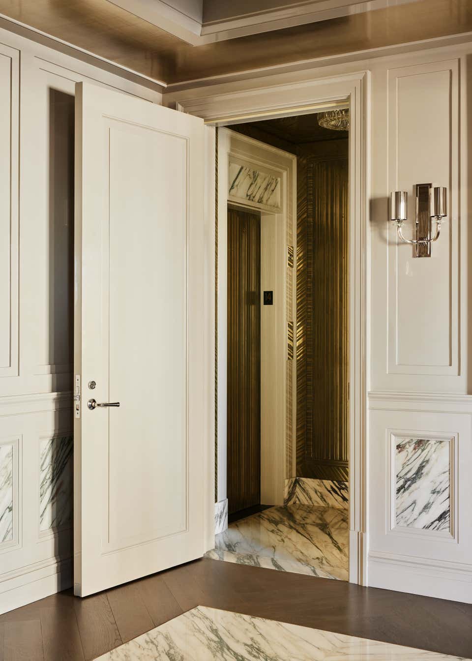 Modern Entry and Hall Design Ideas - 2,526 Pictures | 1stDibs