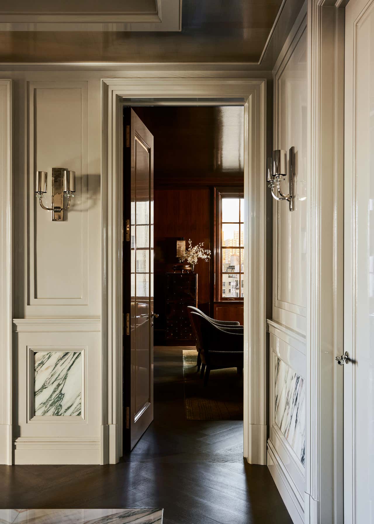 Modern Entry and Hall Design Ideas - 2,526 Pictures | 1stDibs