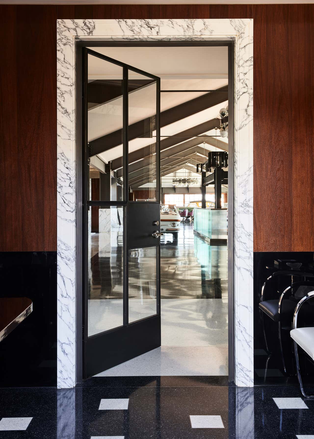 Contemporary Entry and Hall Design Ideas - 3,007 Pictures | 1stDibs