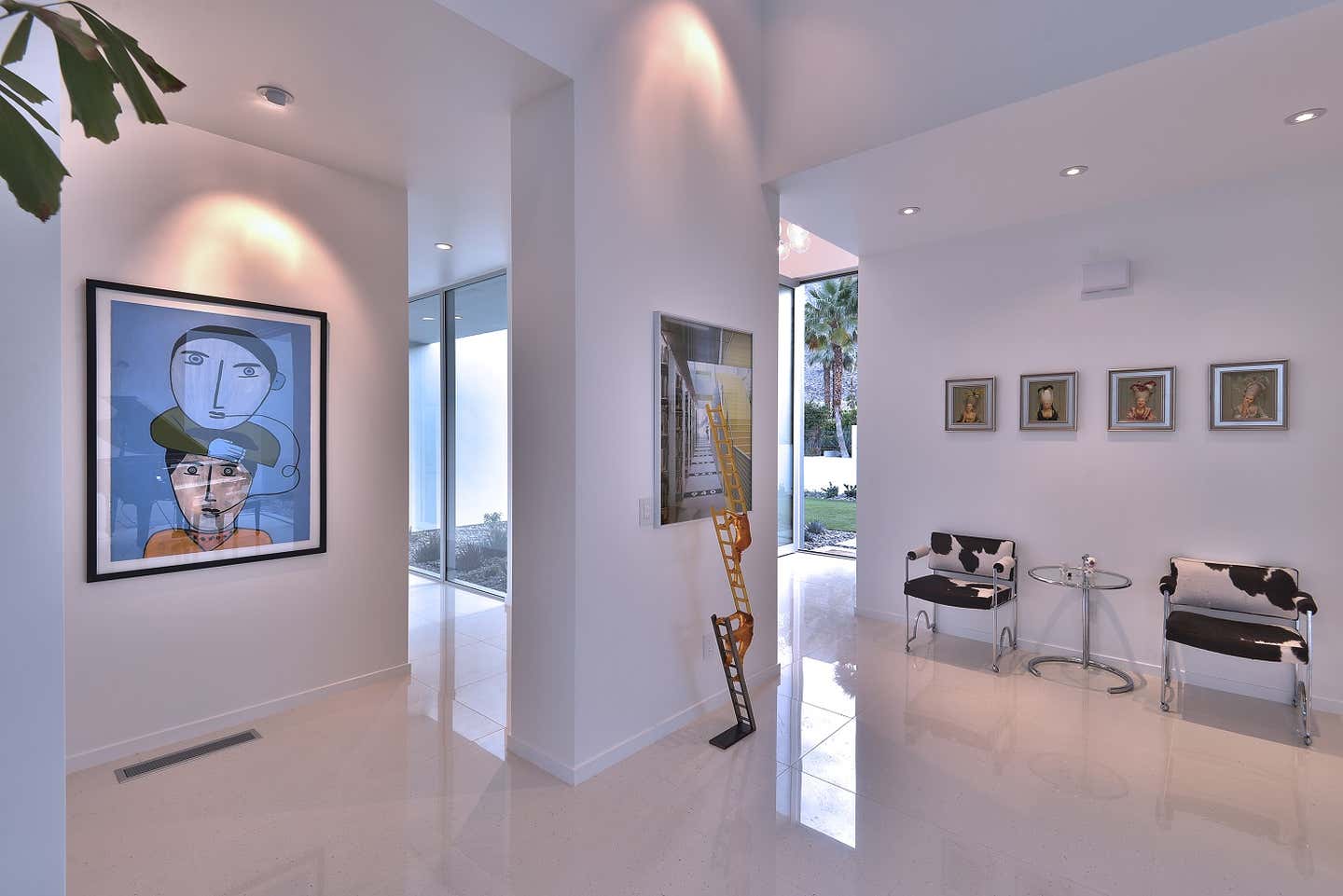 Modern Entry and Hall Design Ideas - 2,526 Pictures | 1stDibs