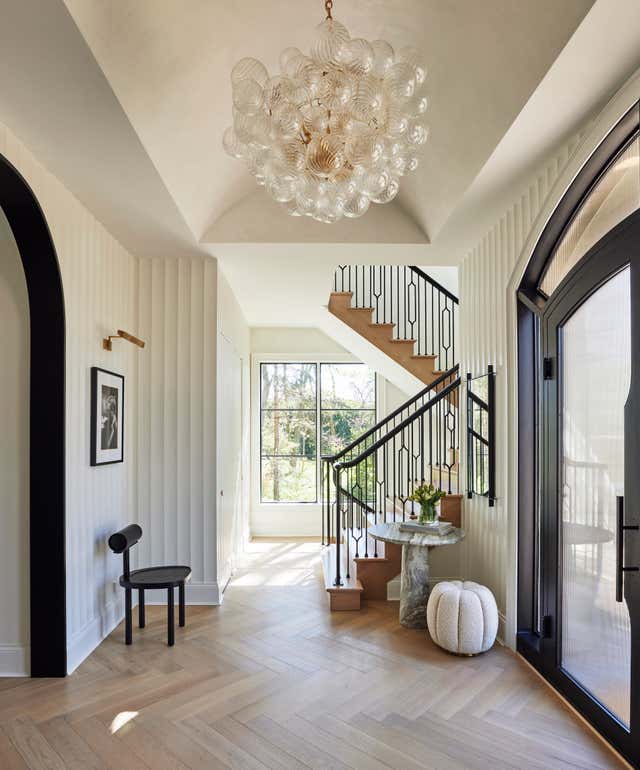 Contemporary Entry and Hall Design Ideas - 3,007 Pictures | 1stDibs