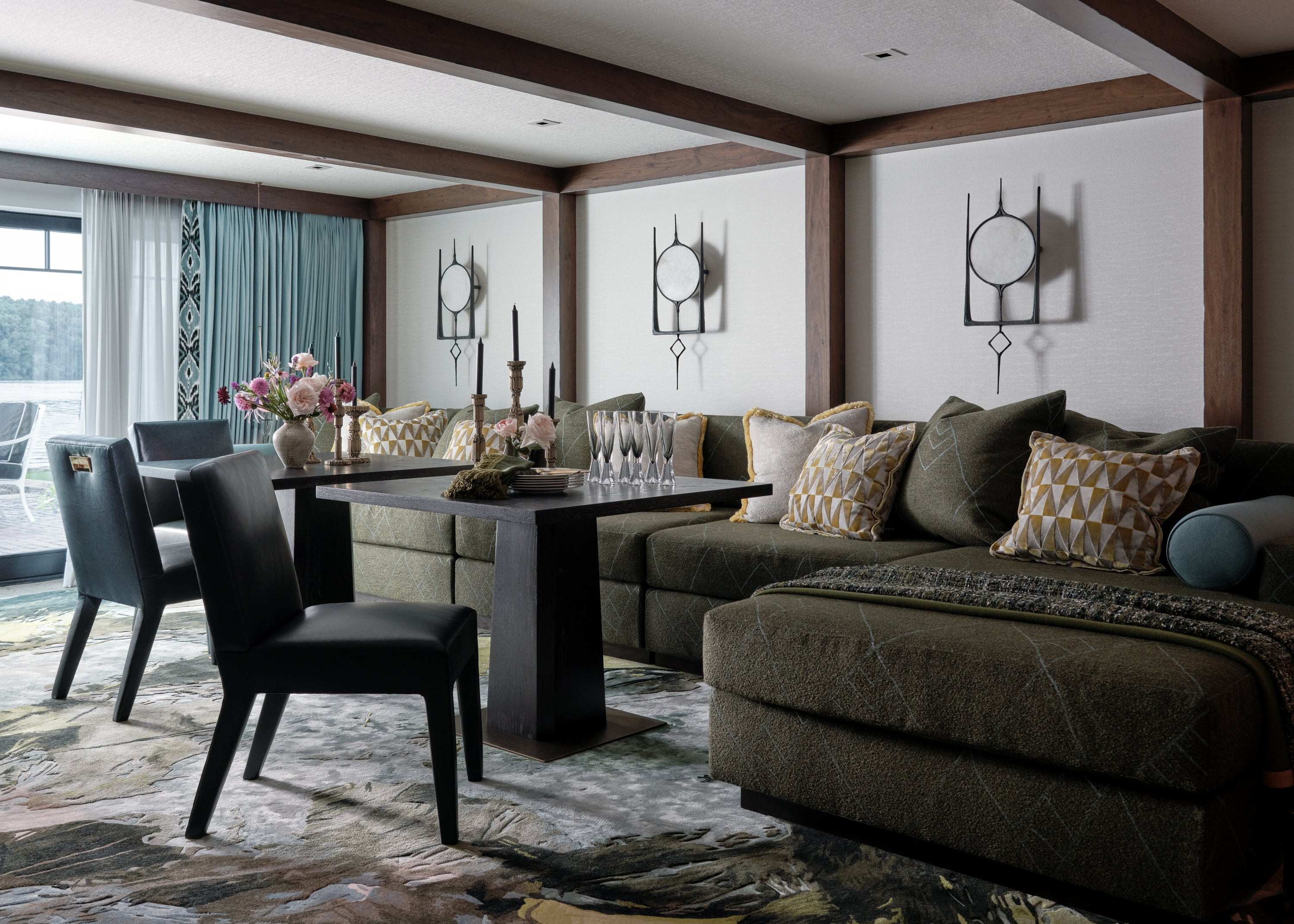 Art Deco Bar and Game Room