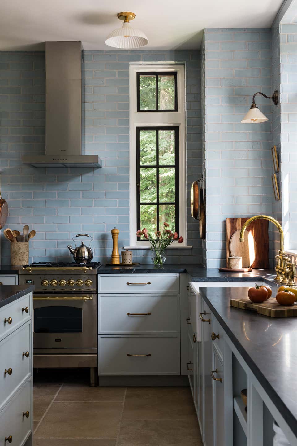 British Colonial Kitchen Design Ideas - 92 Pictures | 1stDibs
