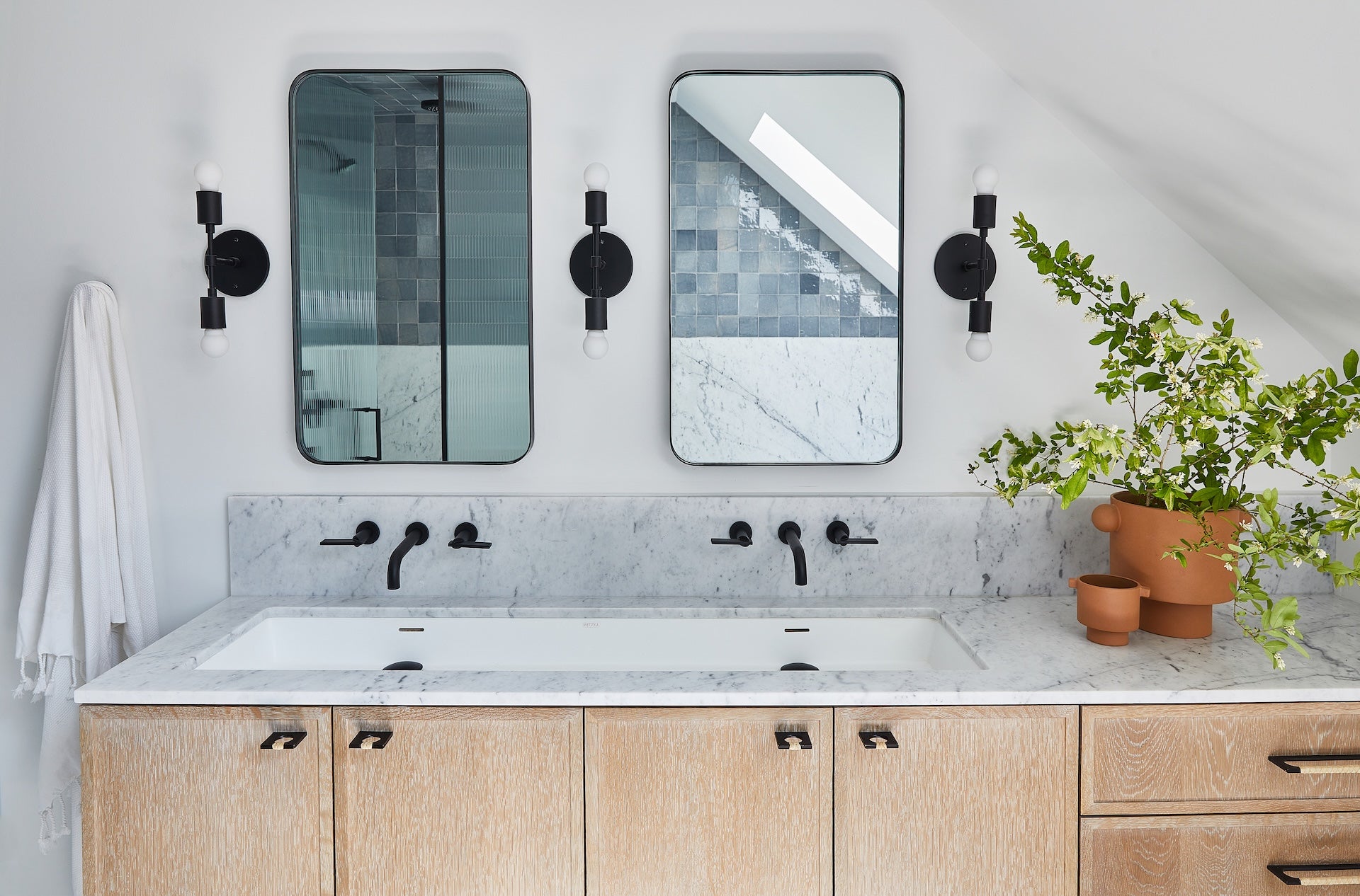 Beach Style Bathroom