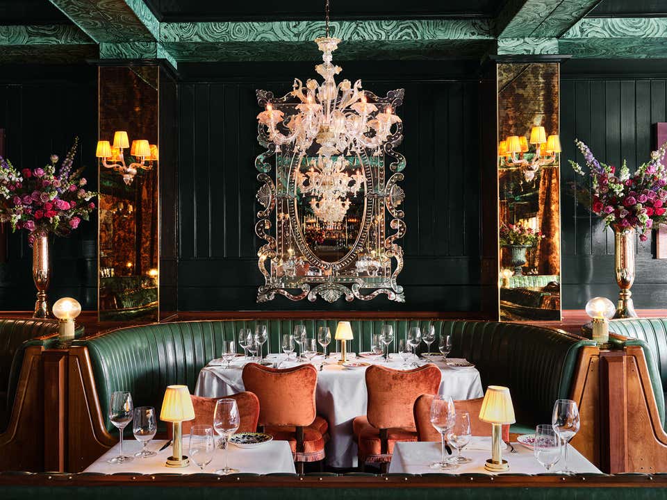 Hollywood Regency Restaurant Design Ideas - 31 Pictures | 1stDibs