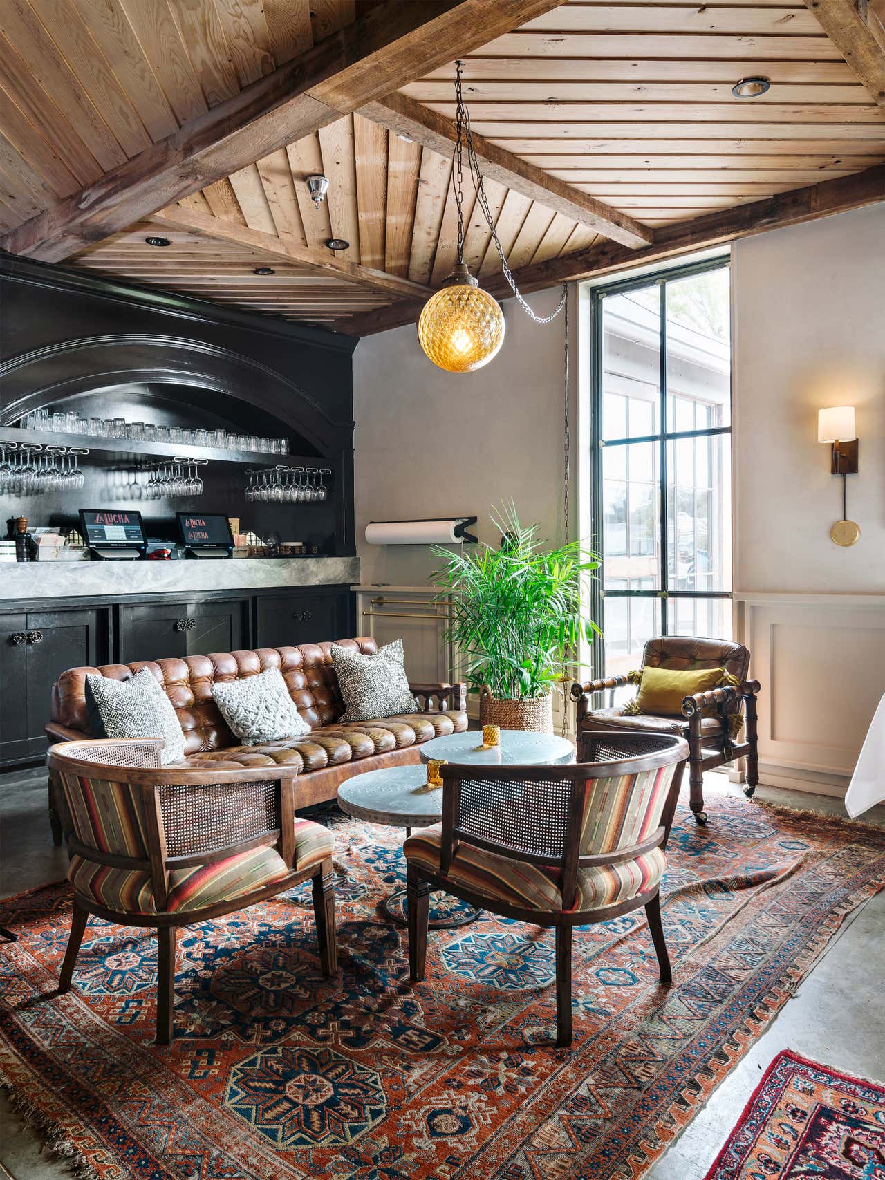 Rustic Restaurant Design Ideas - 61 Pictures | 1stDibs