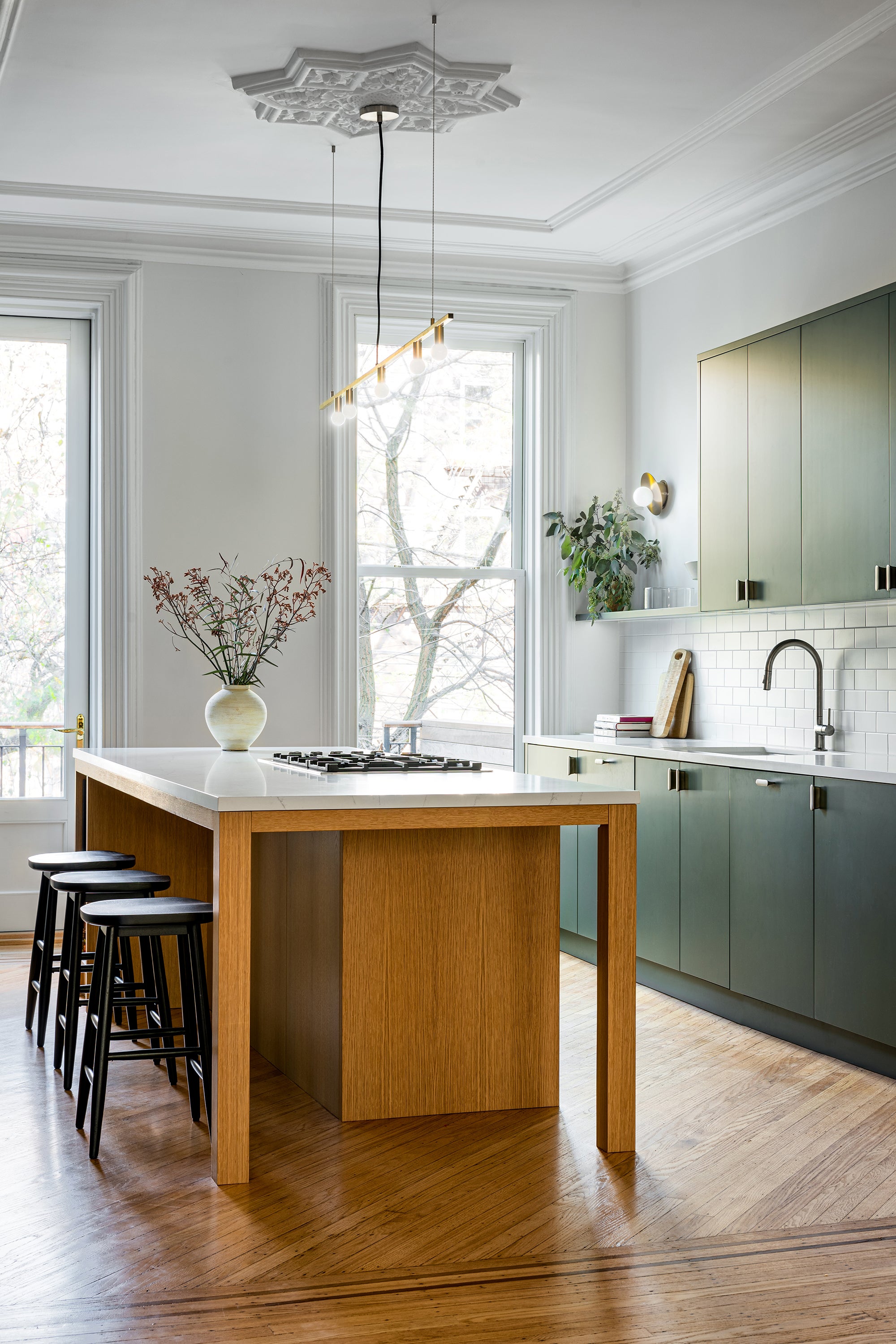 Contemporary Kitchen