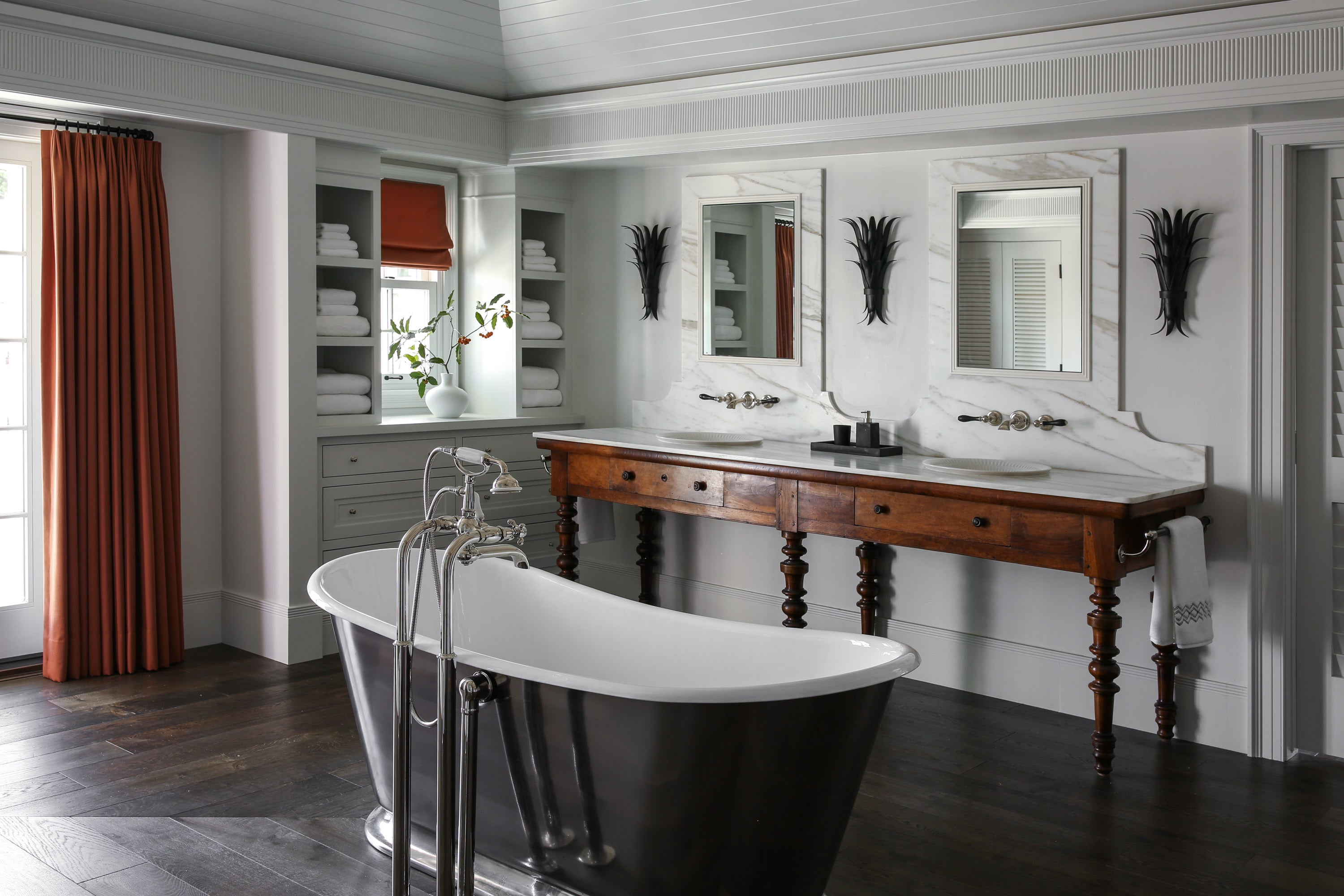 Traditional Bathroom