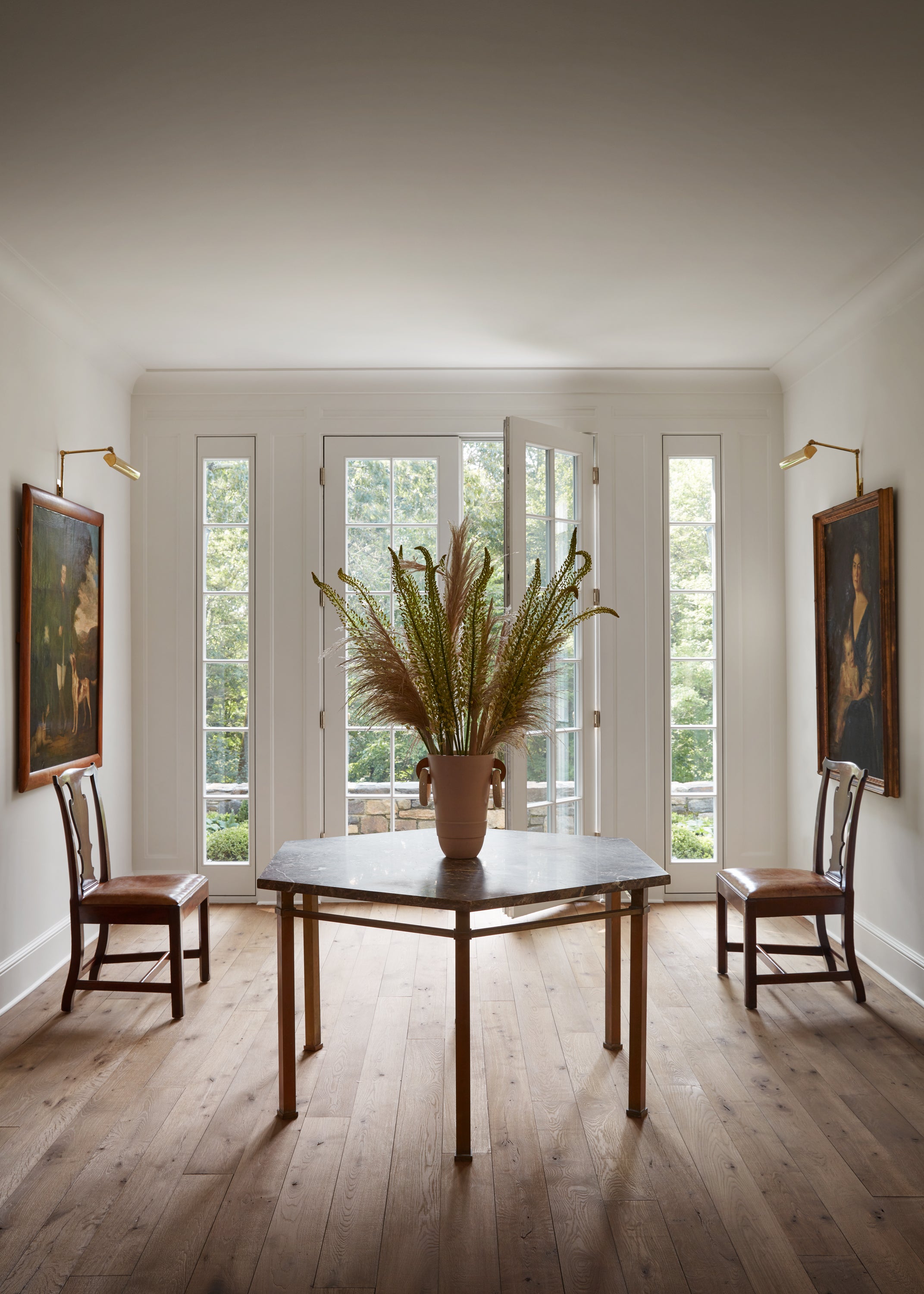 Country Entry and Hall