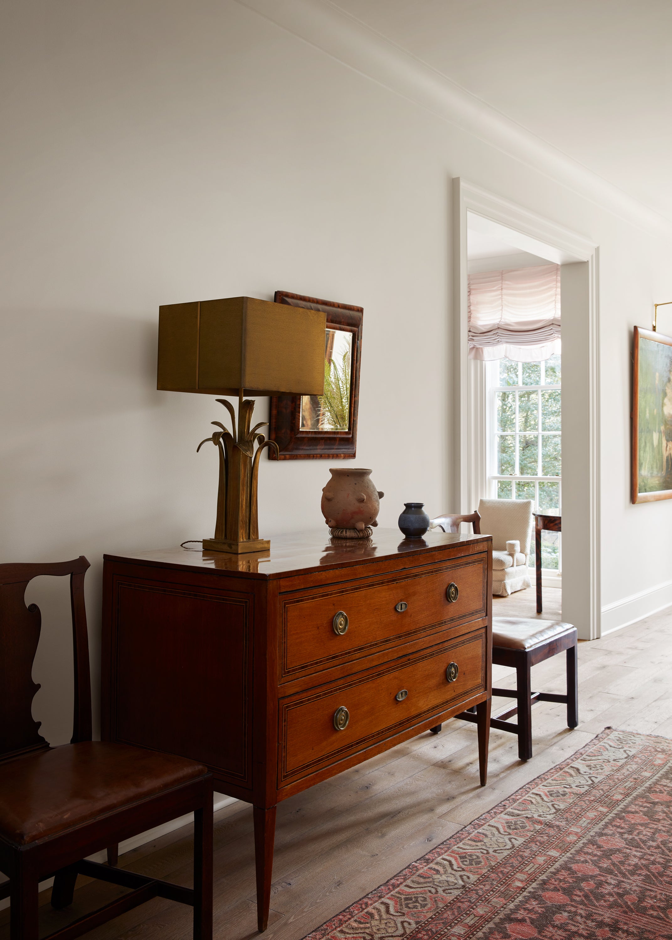 Country Entry and Hall