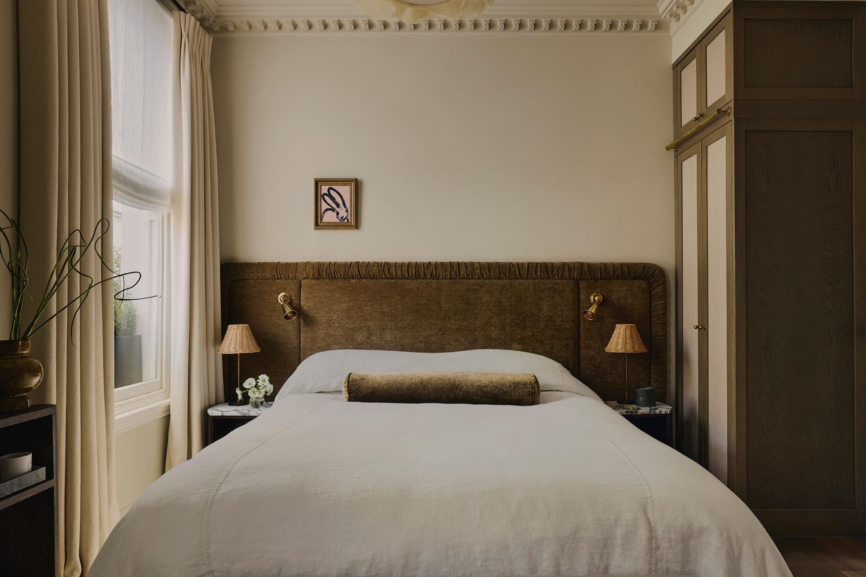 Contemporary Bedroom