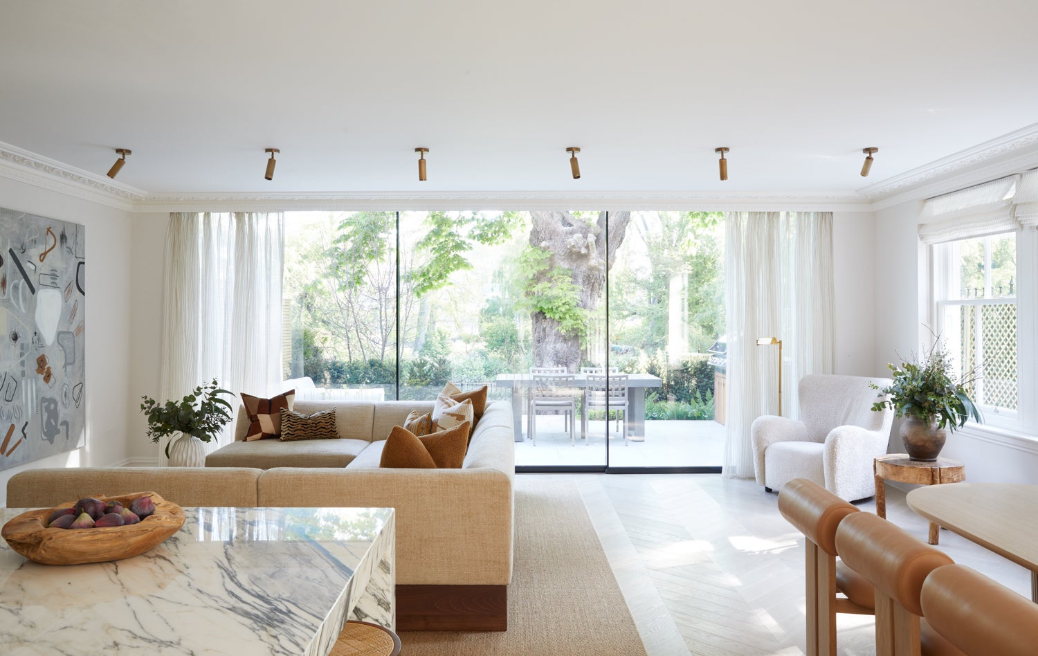 Contemporary Living Room