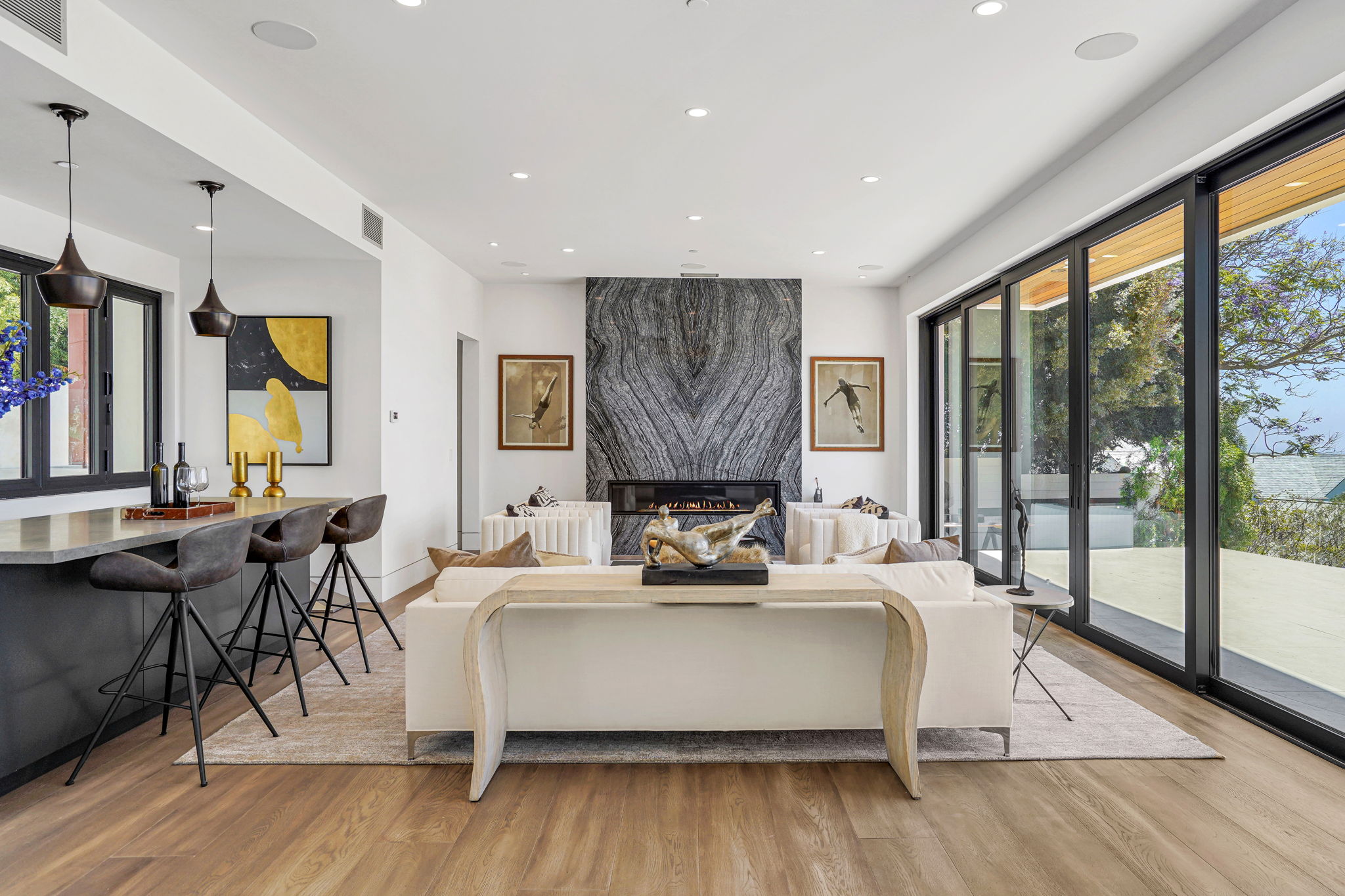 Contemporary Living Room