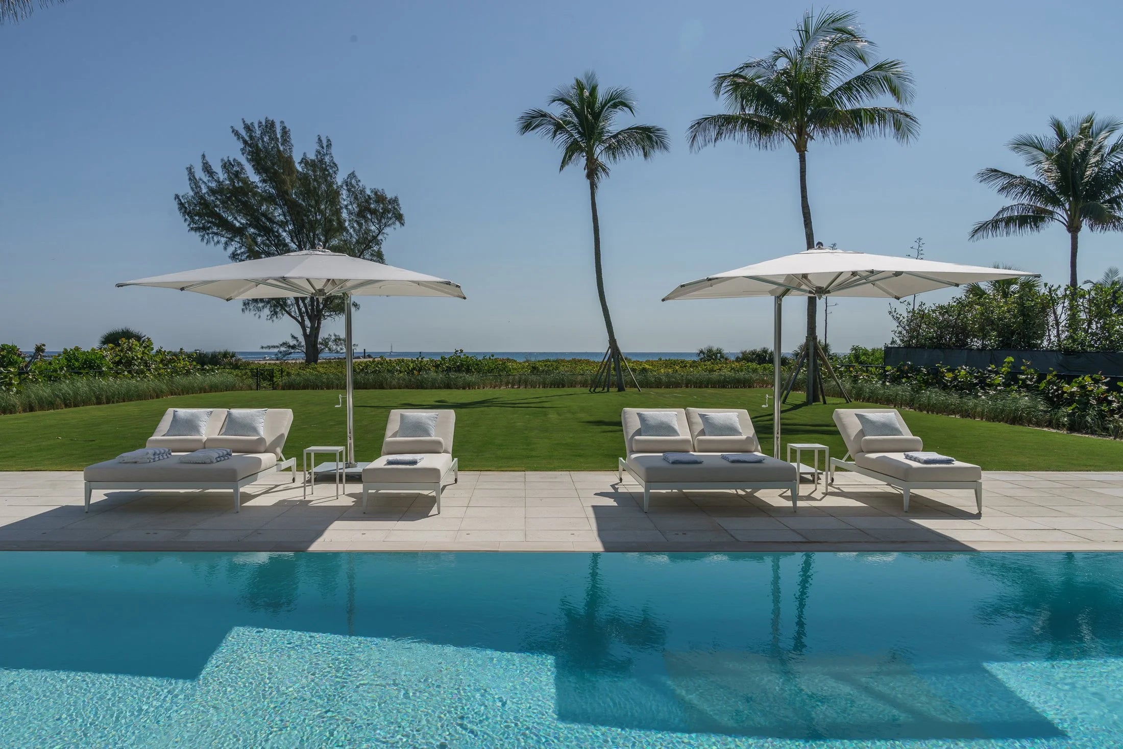 Contemporary Patio and Deck