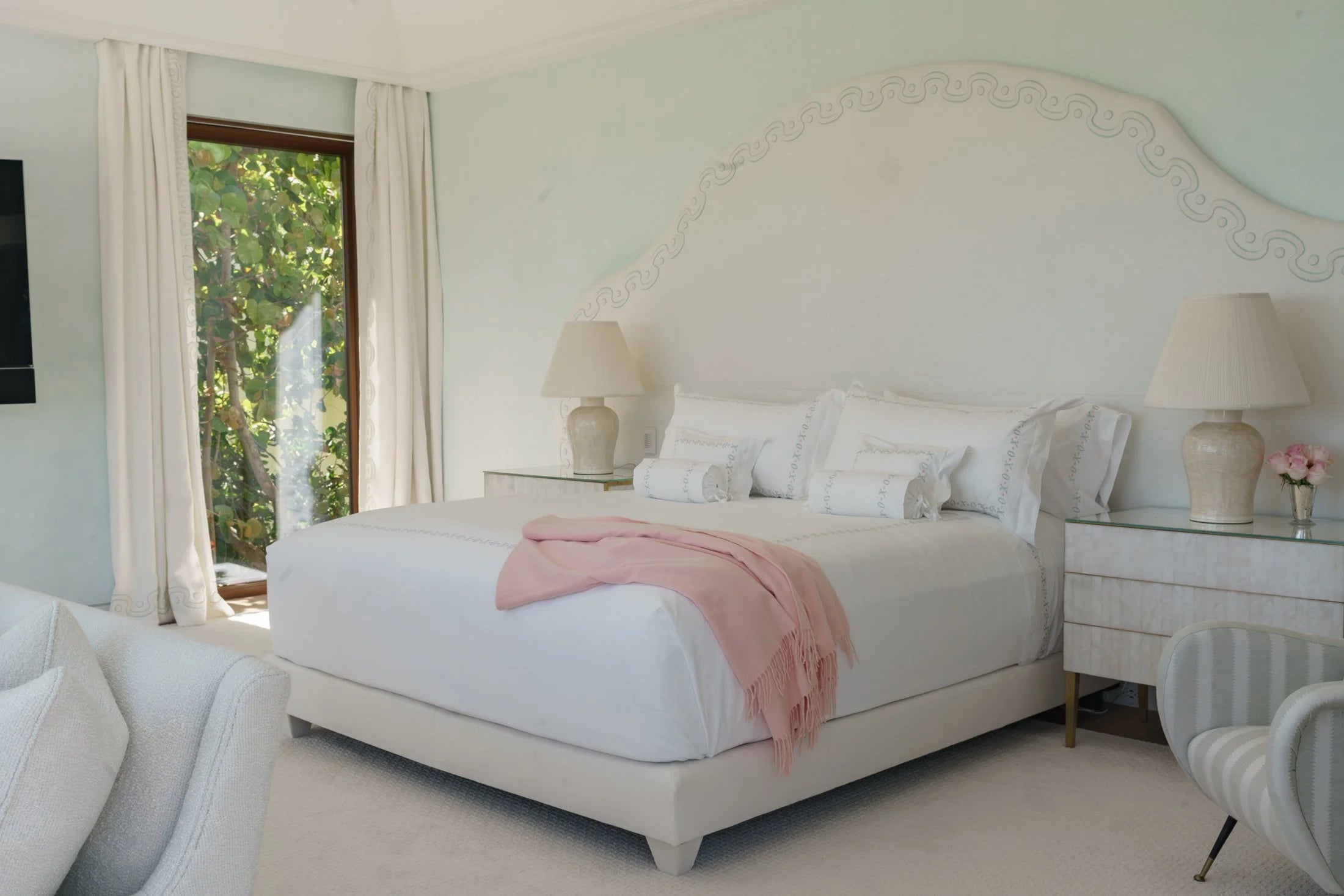 Contemporary Bedroom