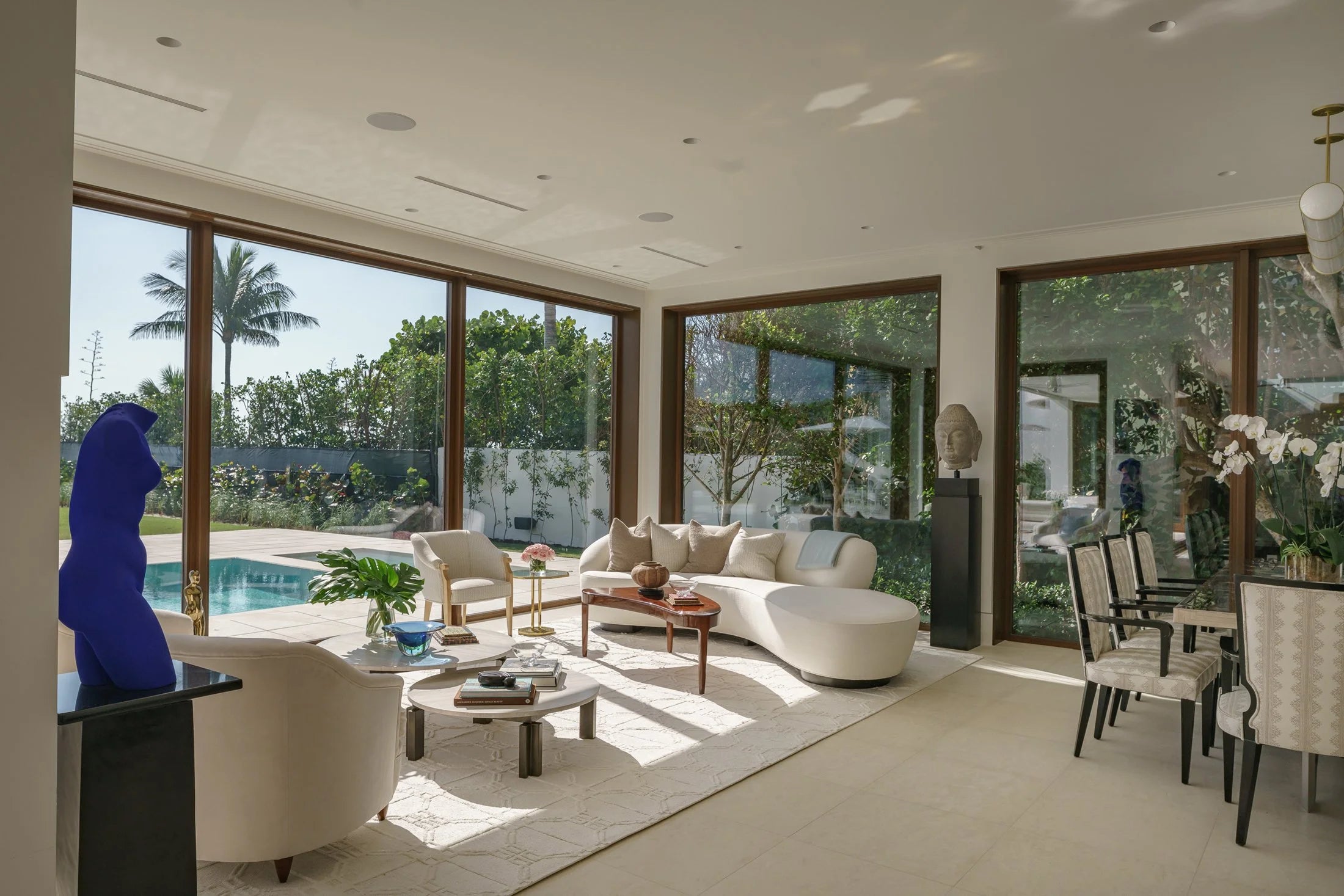 Contemporary Living Room