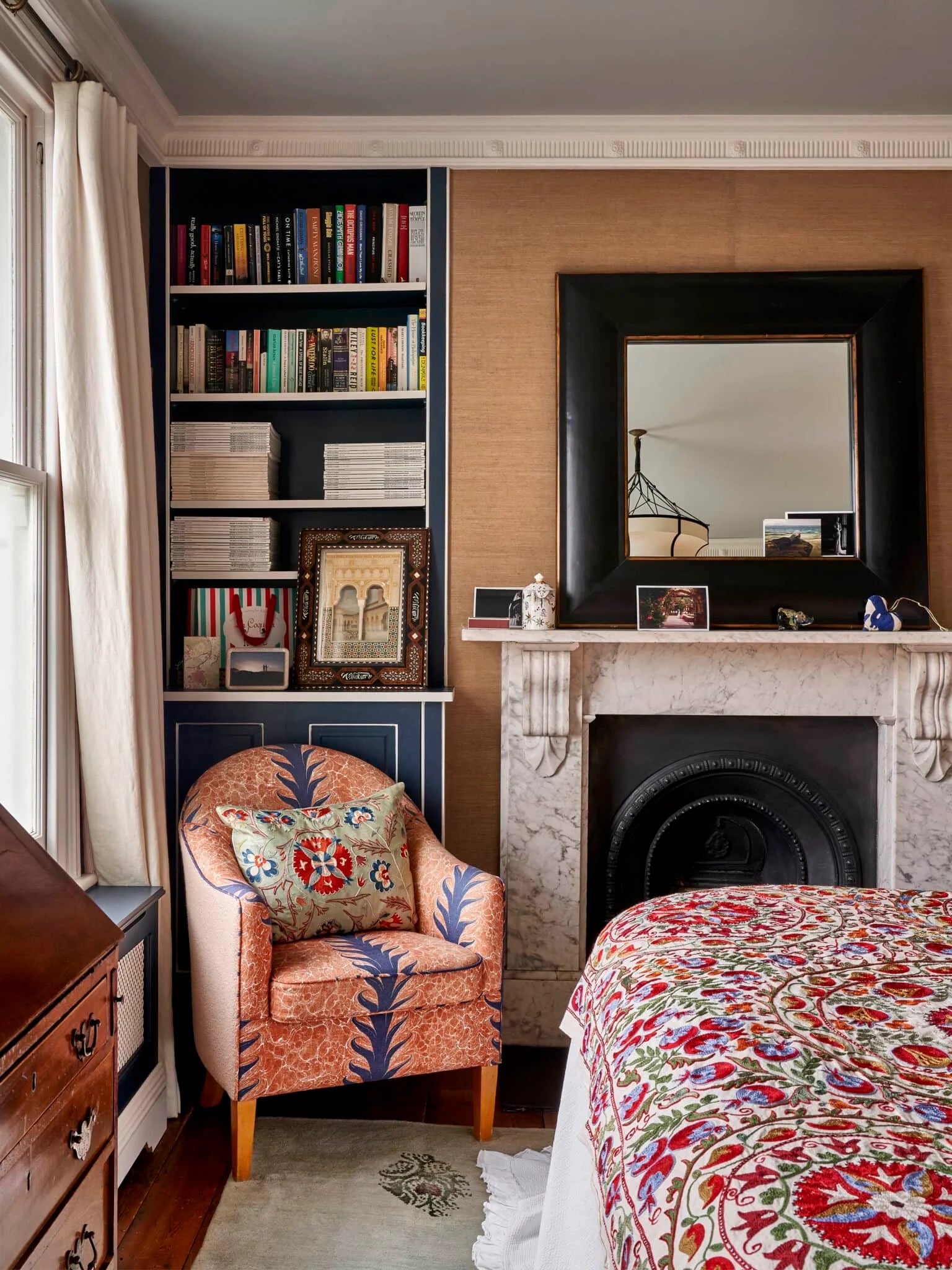 Contemporary Bedroom