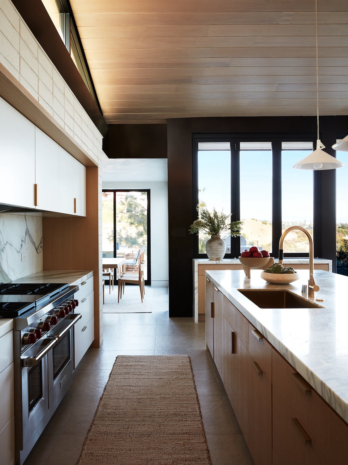 Contemporary Kitchen