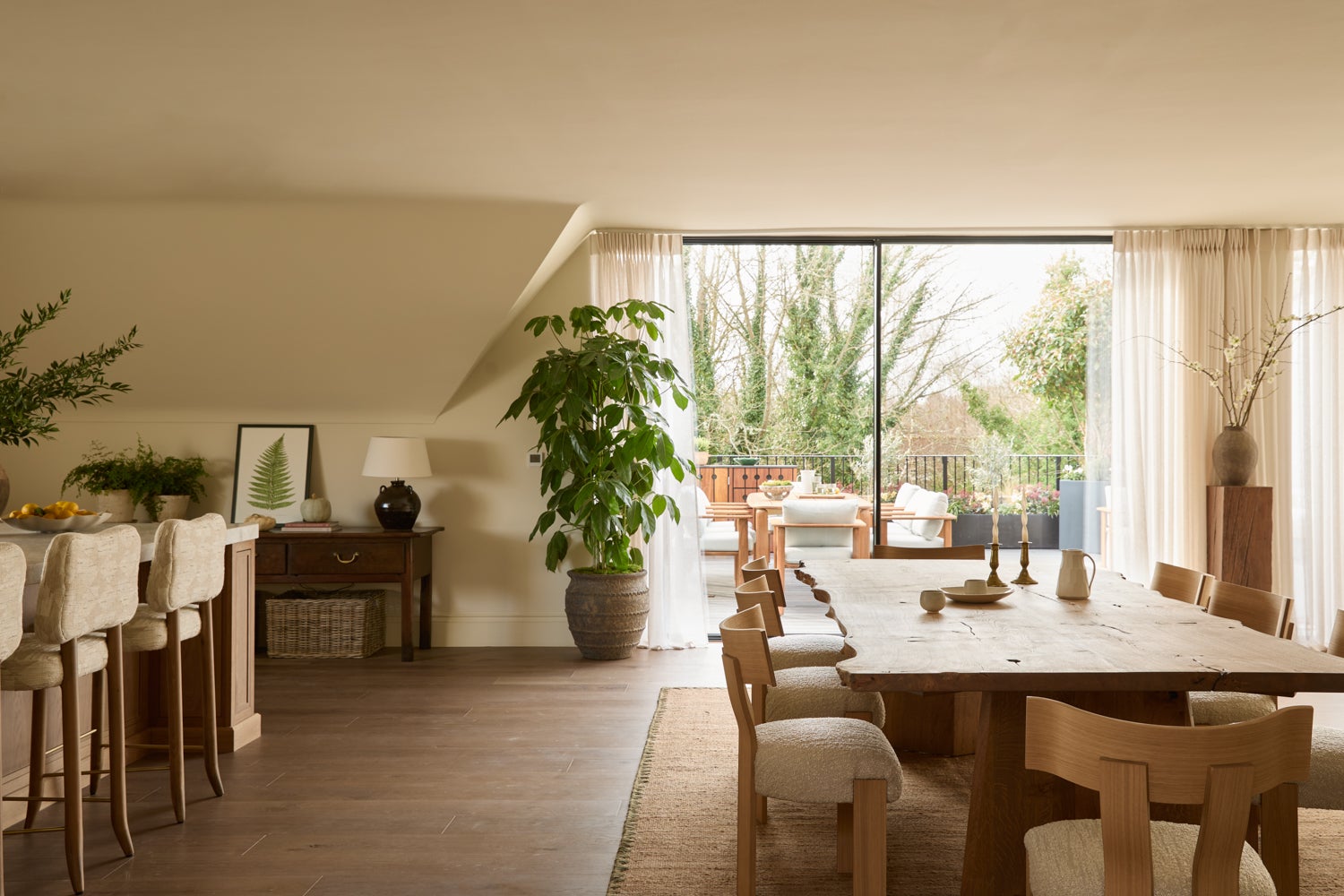 Arts and Crafts Dining Room