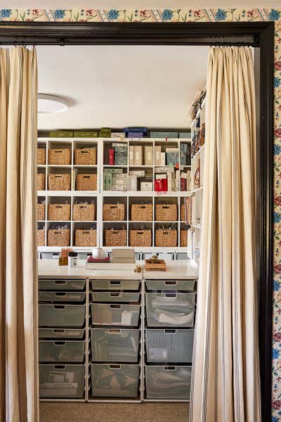 Office Office and Study. Design Studio by Liz Caan & Co..